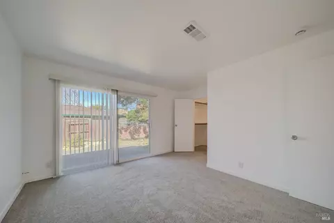Bedroom - 313 Lily St, Fairfield, CA 94533 photo 8 of 9