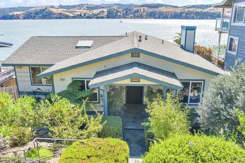 1150 W K St, Benicia, CA 94510