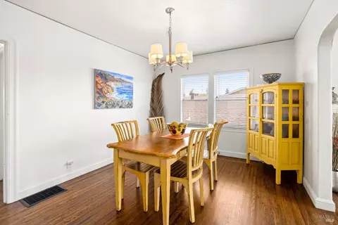 Dining - 1702 Georgia St, Vallejo, CA 94590 photo 1 of 3