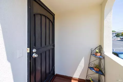Entry Way - 1702 Georgia St, Vallejo, CA 94590 photo 1 of 1