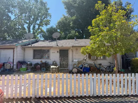 6610 Oak Leaf Ct, Yountville, CA 94599
