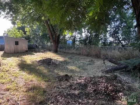 341 Norgard Ln, Ukiah, CA 95482 photo 4