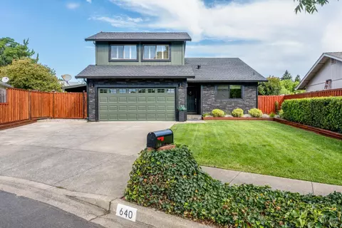 640 Tahoe Ct, Ukiah, CA 95482