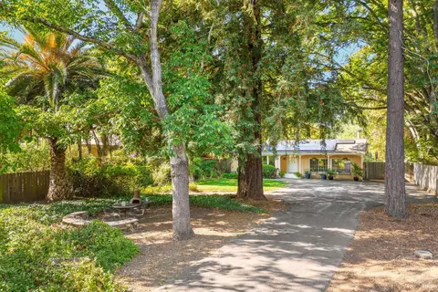 2890 Redwood Rd, Napa, CA 94558