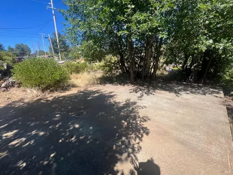 11495 Pine Smt, Cobb, CA 95426 photo 3