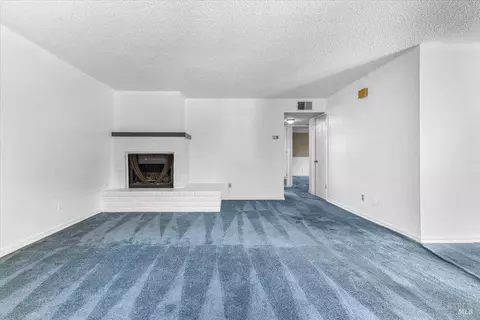 327 Las Casitas Ct, Sonoma, CA 95476