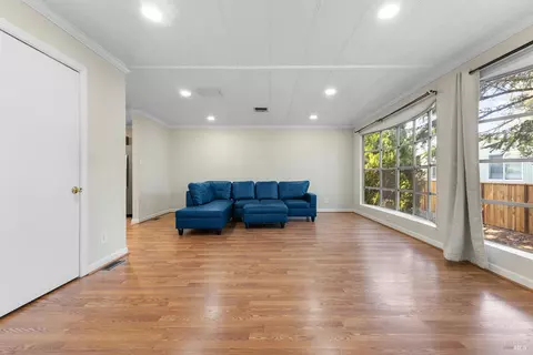 57 Mulberry Ct, Rohnert Park, CA 94928