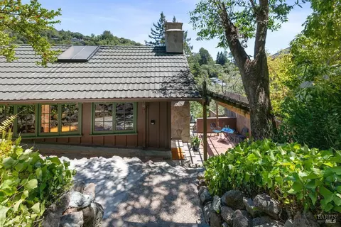 122 Circle Ave, Mill Valley, CA 94941 photo 2