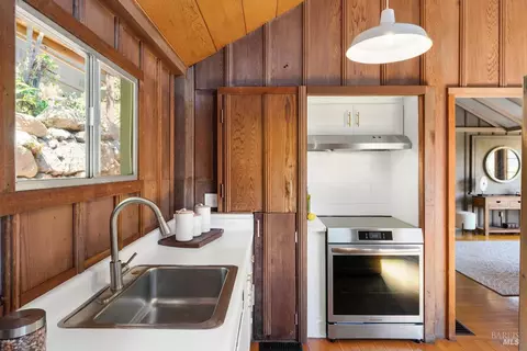 122 Circle Ave, Mill Valley, CA 94941 photo 14