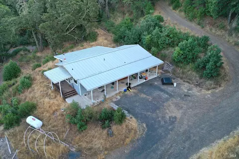 Exterior - 18500 Shafer Ranch Rd, Willits, CA 95490 photo 4 of 11