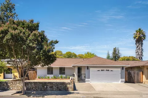 1560 Salvador Ave, Napa, CA 94558