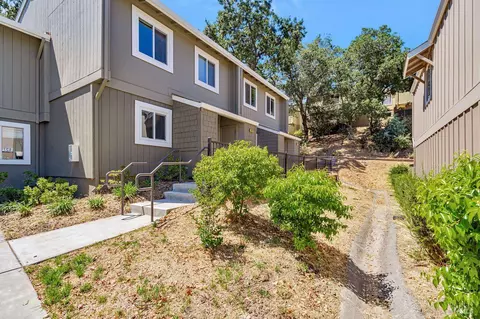 1267 Valley Oak Ct #F, Novato, CA 94947