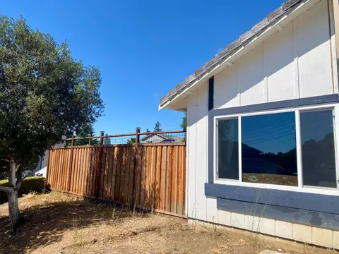 121 Kim Ct, Vallejo, CA 94591 photo 32