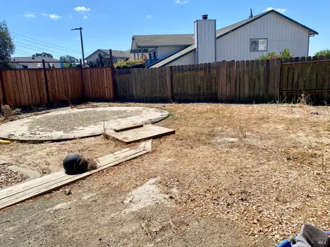 121 Kim Ct, Vallejo, CA 94591 photo 25