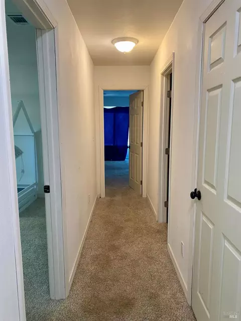 121 Kim Ct, Vallejo, CA 94591 photo 16