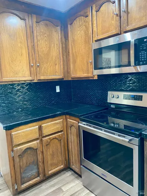 121 Kim Ct, Vallejo, CA 94591 photo 8