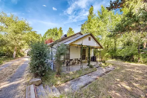 740 First St, Sebastopol, CA 95472