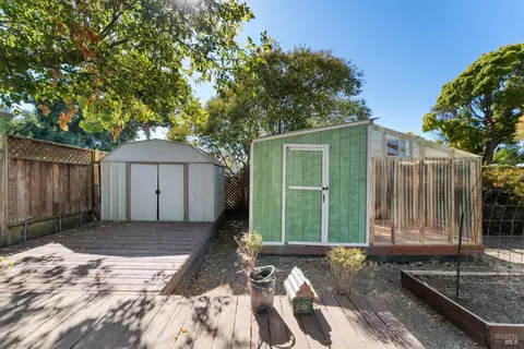 Exterior - 219 Mayo Ave, Vallejo, CA 94590 photo 13 of 20