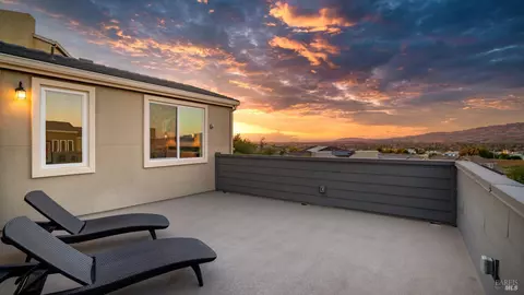 3 Lapis Ct, Petaluma, CA 94952