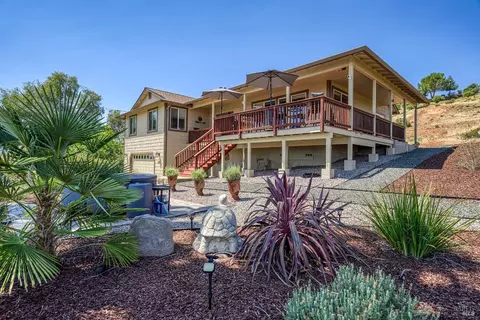 5611 Cherokee Dr, Kelseyville, CA 95451