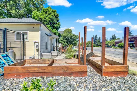 512 Davis St, Vacaville, CA 95688 photo 10