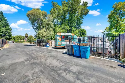512 Davis St, Vacaville, CA 95688 photo 18