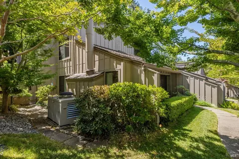 12 Eagle Gap Rd, Novato, CA 94949 photo 2