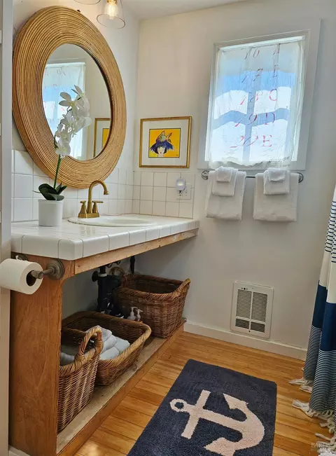Bath - 145 Bean Ave, Bodega Bay, CA 94923 photo 1 of 5