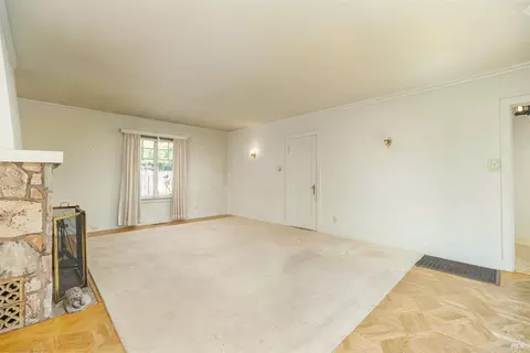Living - 20 Shell Rd, Mill Valley, CA 94941 photo 2 of 3
