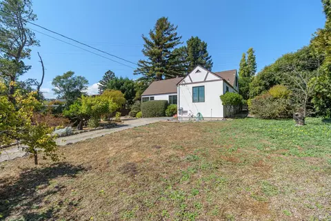 Exterior - 20 Shell Rd, Mill Valley, CA 94941 photo 5 of 12