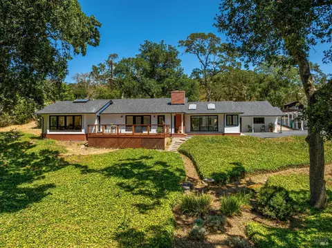 2143 Monticello Rd, Napa, CA 94558