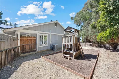 Exterior - 138 Compass Ct, Vallejo, CA 94590 photo 9 of 9