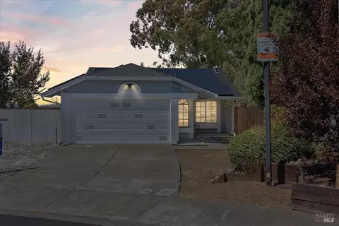 Exterior - 138 Compass Ct, Vallejo, CA 94590 photo 8 of 9