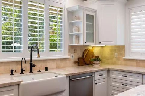 Kitchen - 19737 7th St E, Sonoma, CA 95476 photo 4 of 4