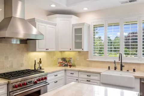 Kitchen - 19737 7th St E, Sonoma, CA 95476 photo 3 of 4