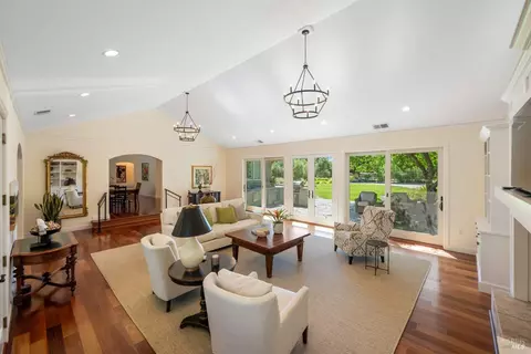 Living - 19737 7th St E, Sonoma, CA 95476 photo 3 of 4