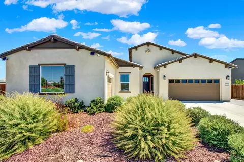 Exterior - 765 Fig Tree Ln, Dixon, CA 95620 photo 5 of 19