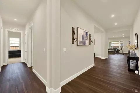 Entry Way - 765 Fig Tree Ln, Dixon, CA 95620 photo 11 of 13