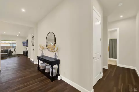 Entry Way - 765 Fig Tree Ln, Dixon, CA 95620 photo 13 of 13