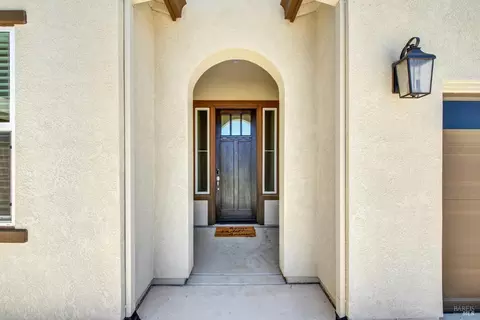Entry Way - 765 Fig Tree Ln, Dixon, CA 95620 photo 1 of 13