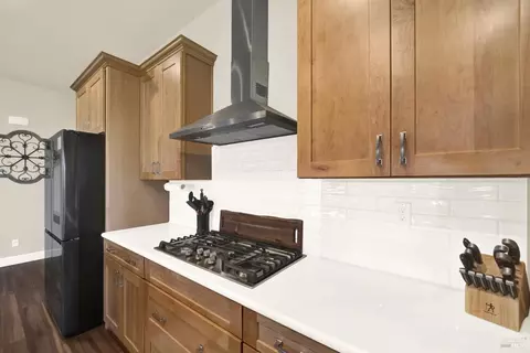 Kitchen - 765 Fig Tree Ln, Dixon, CA 95620 photo 5 of 10