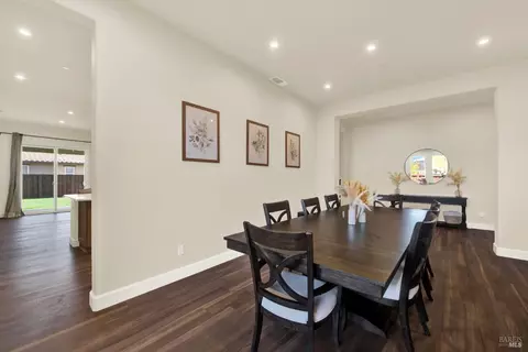 Dining - 765 Fig Tree Ln, Dixon, CA 95620 photo 4 of 4