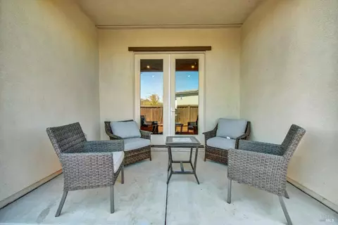 Exterior - 765 Fig Tree Ln, Dixon, CA 95620 photo 17 of 19
