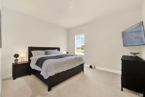 Bedroom - 765 Fig Tree Ln, Dixon, CA 95620 photo 3 of 6