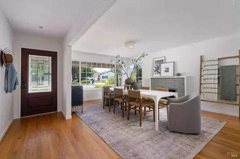 535 Tamarack Dr, San Rafael, CA 94903