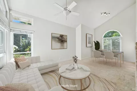 Living - 9472 Wellington Cir, Windsor, CA 95492 photo 6 of 6