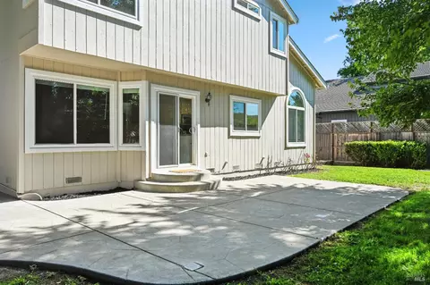 Other - 9472 Wellington Cir, Windsor, CA 95492 photo 4 of 6
