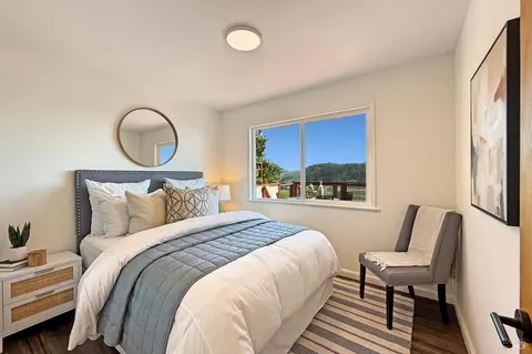 Bedroom - 10701 Hereford Dr, Jenner, CA 95450 photo 6 of 8