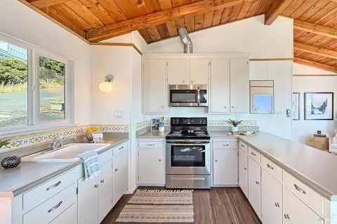 Kitchen - 10701 Hereford Dr, Jenner, CA 95450 photo 2 of 4