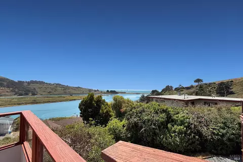 View/Area - 10701 Hereford Dr, Jenner, CA 95450 photo 5 of 18